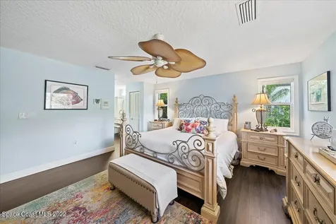 2076 S Courtenay Parkway Merritt Island FL 32952