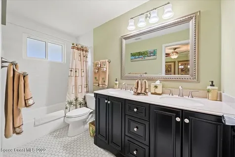 2076 S Courtenay Parkway Merritt Island FL 32952
