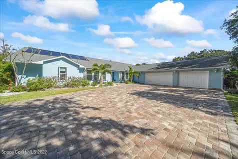 2076 S Courtenay Parkway Merritt Island FL 32952