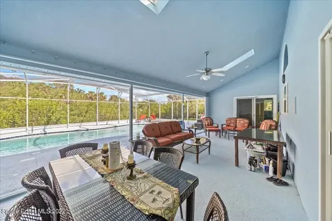 2076 S Courtenay Parkway Merritt Island FL 32952