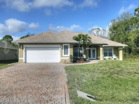 1341 Laconia Street Sebastian FL 32958