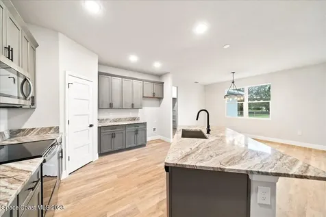 1369 Rabbit Street SE Palm Bay FL 32909