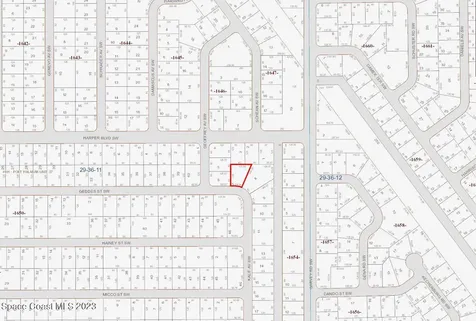 691 Geddes Street SW Palm Bay FL 32908