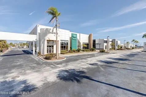 1850 E Merritt Island Causeway Merritt Island FL 32952