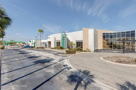 1850 E Merritt Island Causeway Merritt Island FL 32952