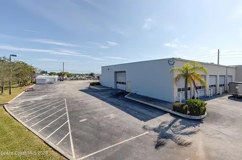 1850 E Merritt Island Causeway Merritt Island FL 32952