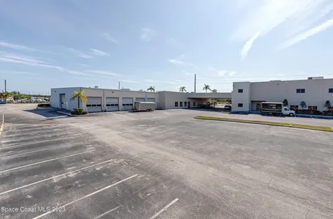 1850 E Merritt Island Causeway Merritt Island FL 32952
