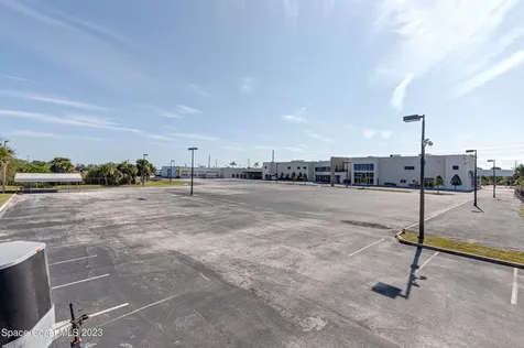 1850 E Merritt Island Causeway Merritt Island FL 32952