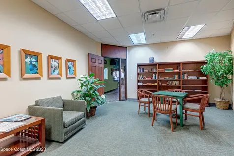 1850 E Merritt Island Causeway Merritt Island FL 32952