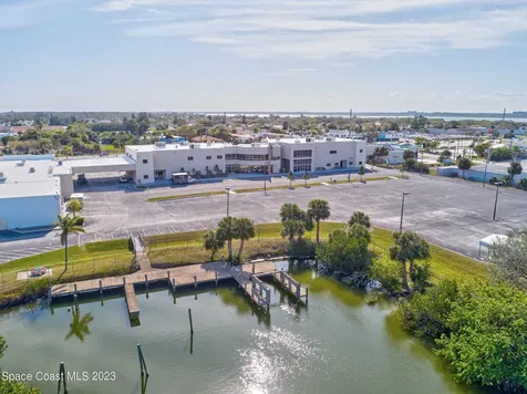1850 E Merritt Island Causeway Merritt Island FL 32952