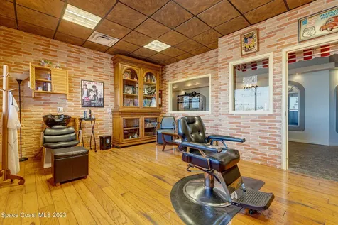 1850 E Merritt Island Causeway Merritt Island FL 32952