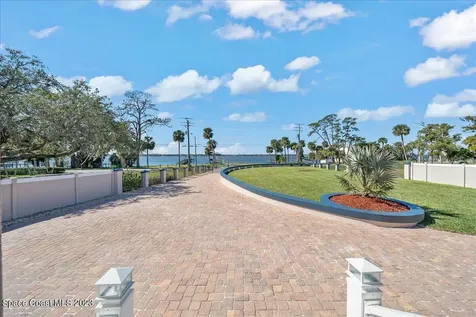 3400 S Tropical Trail Merritt Island FL 32952