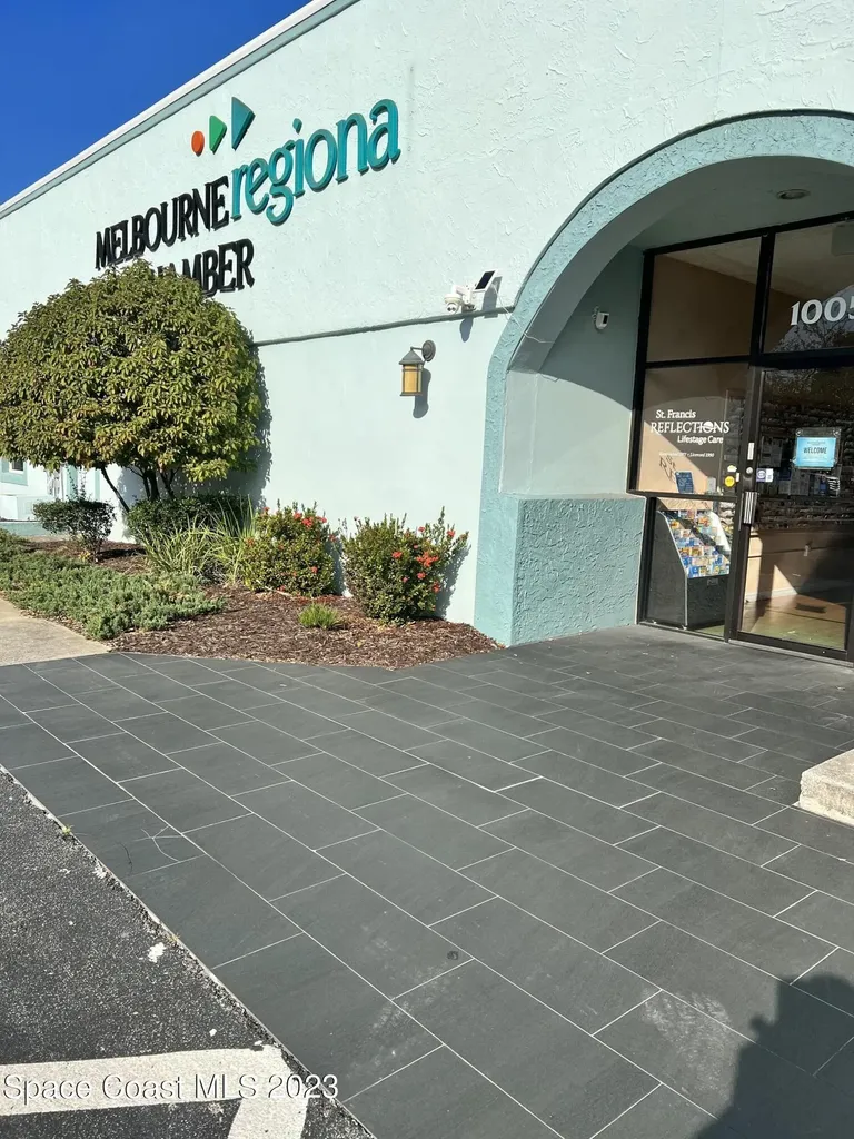 1005 E Strawbridge Avenue Melbourne FL 32901