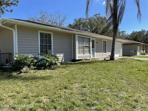737 Santo Domingo Avenue SW Palm Bay FL 32908