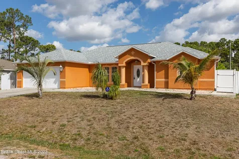 1327 Scottish Street SW Palm Bay FL 32908