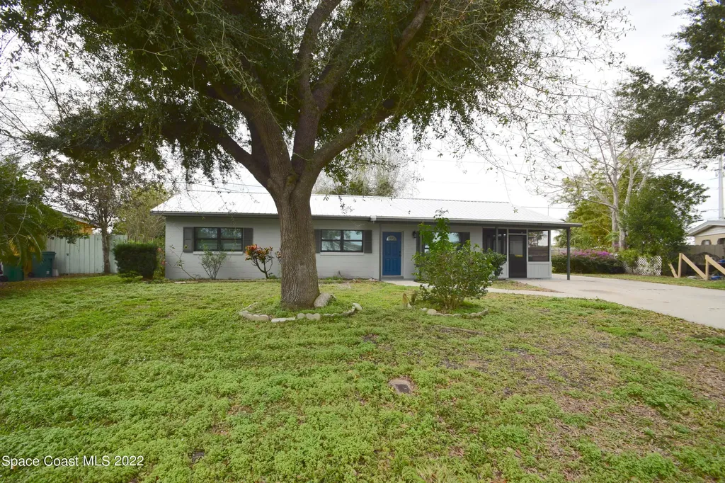 138 N Indian Circle Cocoa FL 32922