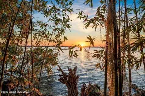 205 Hacienda Drive Merritt Island FL 32952