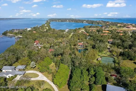 205 Hacienda Drive Merritt Island FL 32952