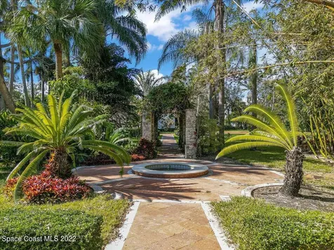 205 Hacienda Drive Merritt Island FL 32952