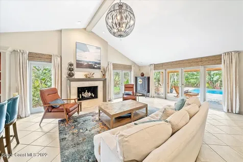 633 Franklyn Avenue Indialantic FL 32903