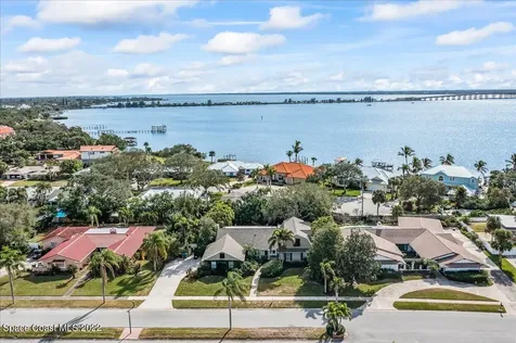 633 Franklyn Avenue Indialantic FL 32903