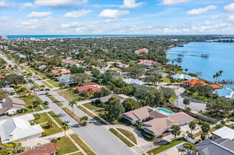 633 Franklyn Avenue Indialantic FL 32903