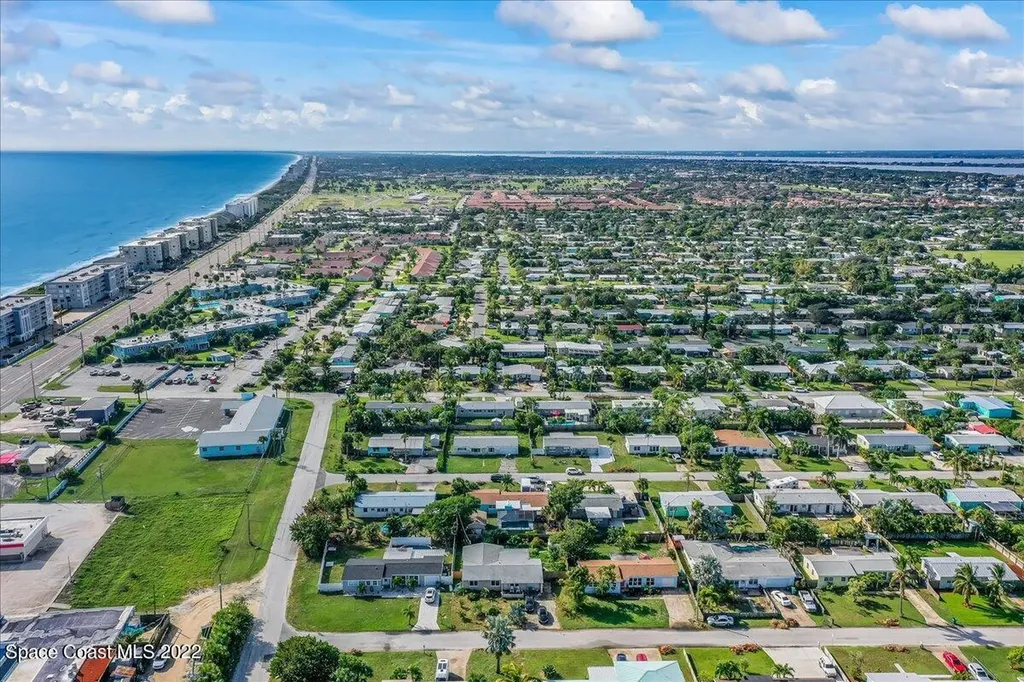 109 SE 2nd Street Satellite Beach FL 32937