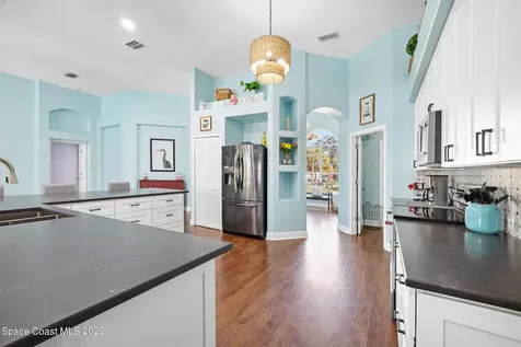 1130 Mina Avenue NE Palm Bay FL 32907