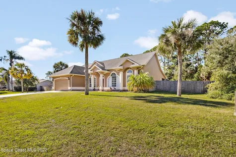 1130 Mina Avenue NE Palm Bay FL 32907