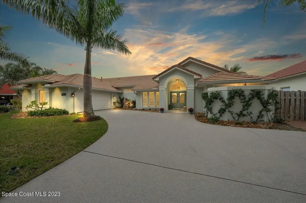 1735 Canterbury Drive Indialantic FL 32903