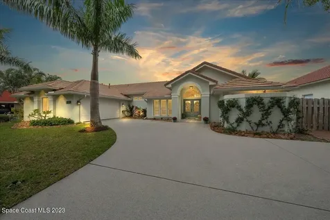 1735 Canterbury Drive Indialantic FL 32903