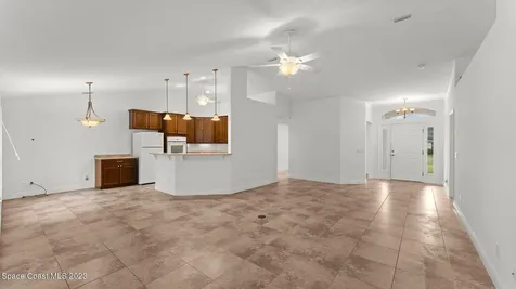 102 Donna Road NE Palm Bay FL 32907