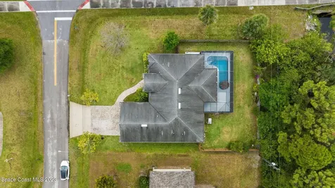 102 Donna Road NE Palm Bay FL 32907