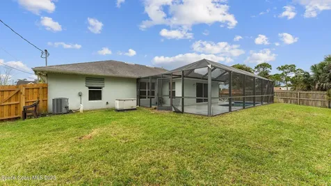 102 Donna Road NE Palm Bay FL 32907
