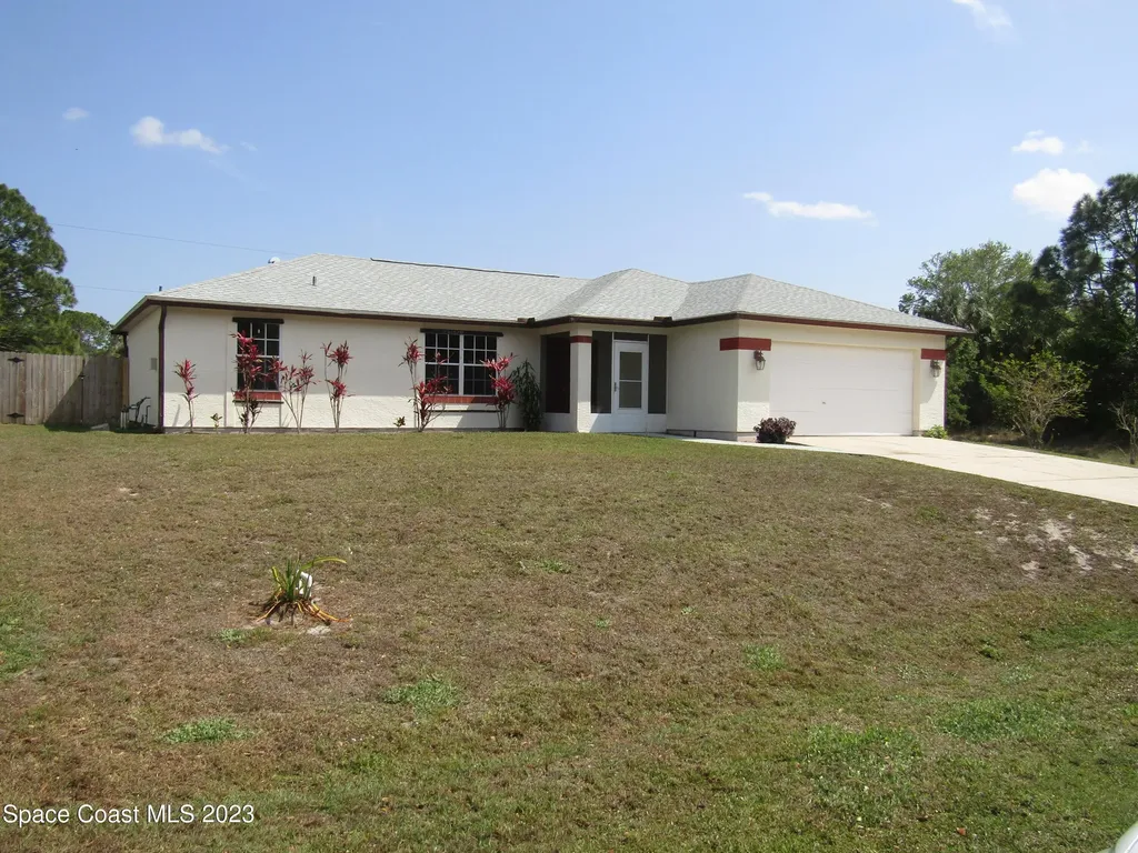 566 Sauders Road SE Palm Bay FL 32909