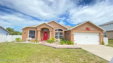 528 Gaspar Avenue Deltona FL 32725