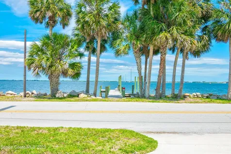 3435 Indian River Drive Cocoa FL 32926