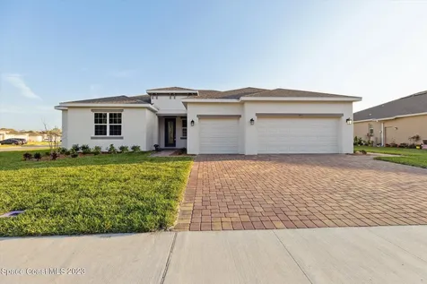 195 Loymer Circle Merritt Island FL 32953