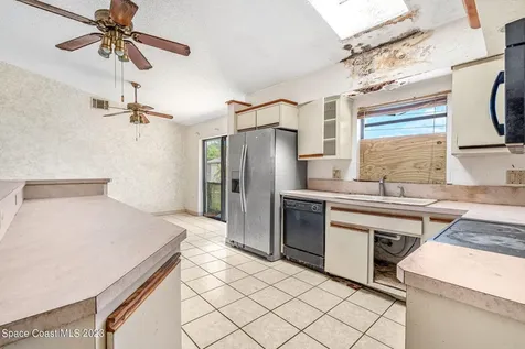 157 Goldcoast Road NE Palm Bay FL 32907