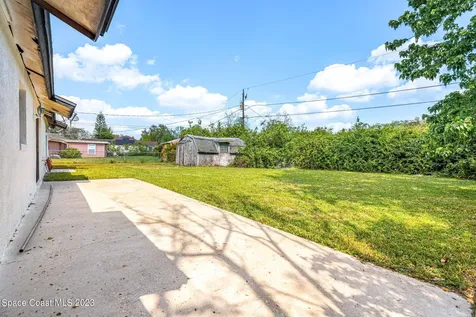 157 Goldcoast Road NE Palm Bay FL 32907