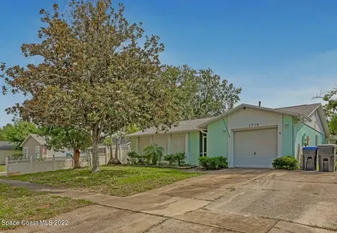1719 Yorktown Avenue Titusville FL 32796