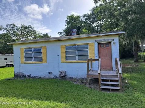 135 N Mantor Avenue Titusville FL 32796