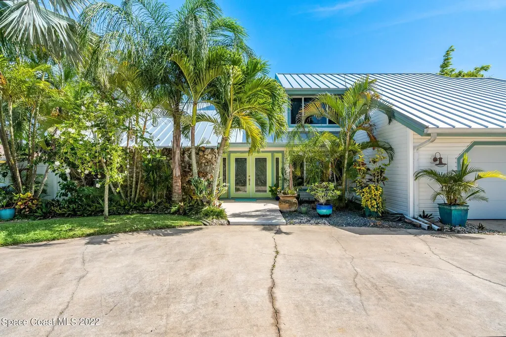 14 Country Club Road Cocoa Beach FL 32931
