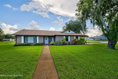2082 King Richard Drive Titusville FL 32796