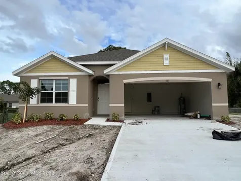 927 Colonial Avenue SE Palm Bay FL 32909