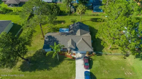 1840 Hays Street NW Palm Bay FL 32907