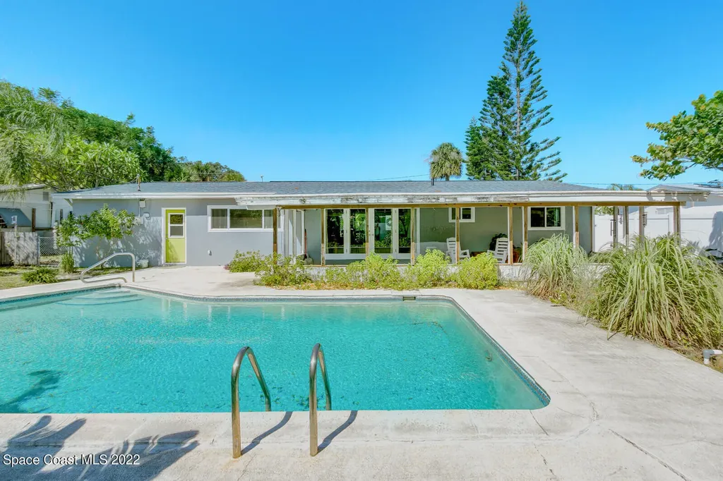 426 N Neptune Drive Satellite Beach FL 32937