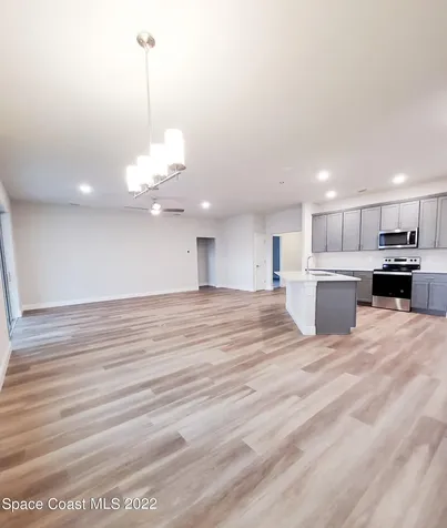 1823 Macklin Street NW Palm Bay FL 32907