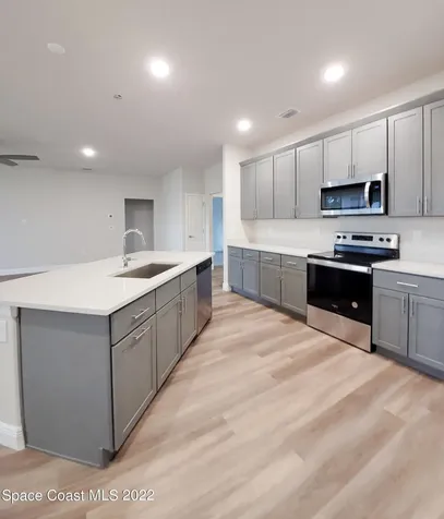 1823 Macklin Street NW Palm Bay FL 32907