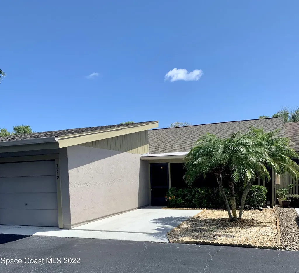 1712 Club Gardens Drive NE Palm Bay FL 32905